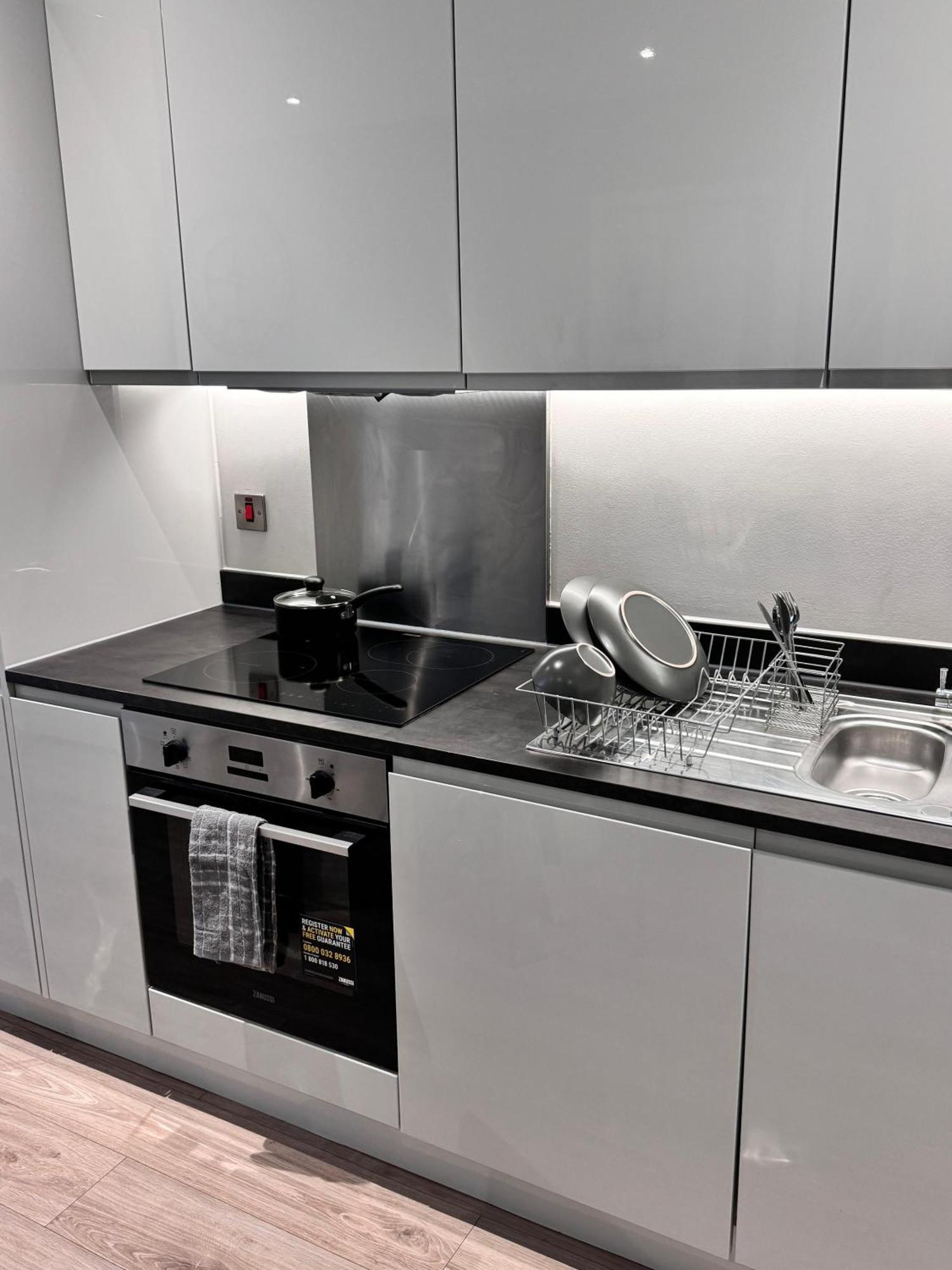 Stylish Luxury Solihull Flat Exterior photo