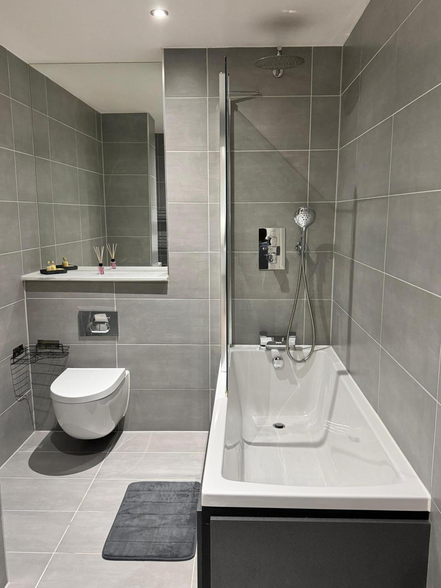 Stylish Luxury Solihull Flat Exterior photo